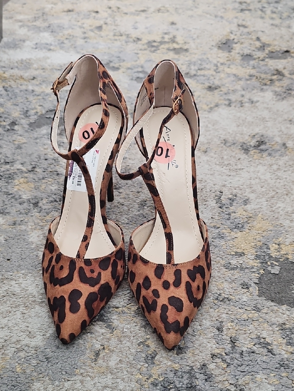 Leopard Print Pointed Toe T-strap Ankle Strap Heels